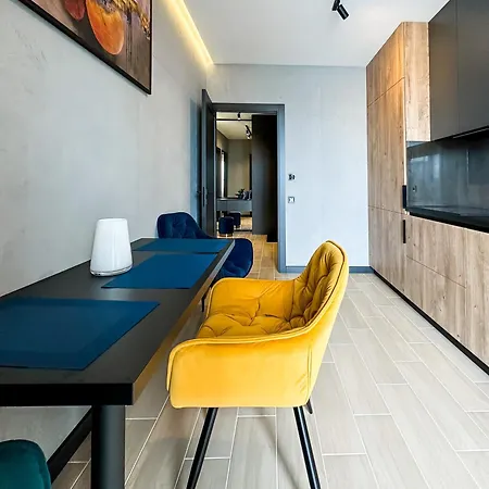 Royal 2 Apartments On Shevchenka 38 Str Lviv Exterior photo