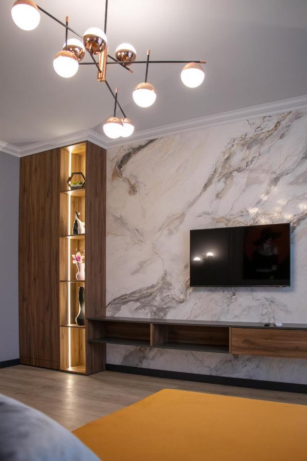 Apartament Royal 2 On Shevchenka 38 Str