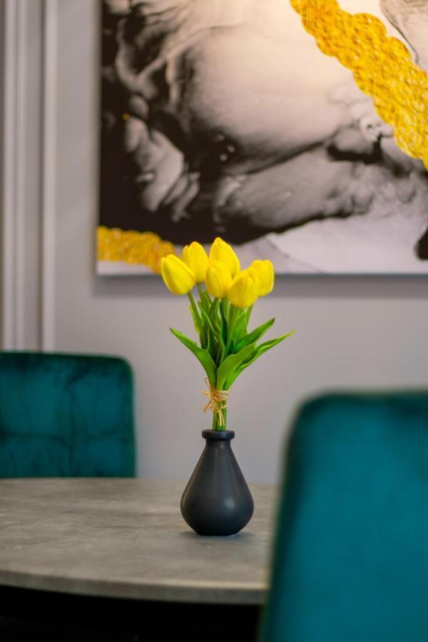 Royal 2 On Shevchenka 38 Str Apartament